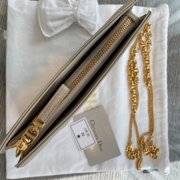 DIOR CARO ZIPPED POUCH WITH CHAIN - Picture 9 of 15
